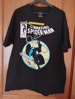 Men's Spiderman Tshirt